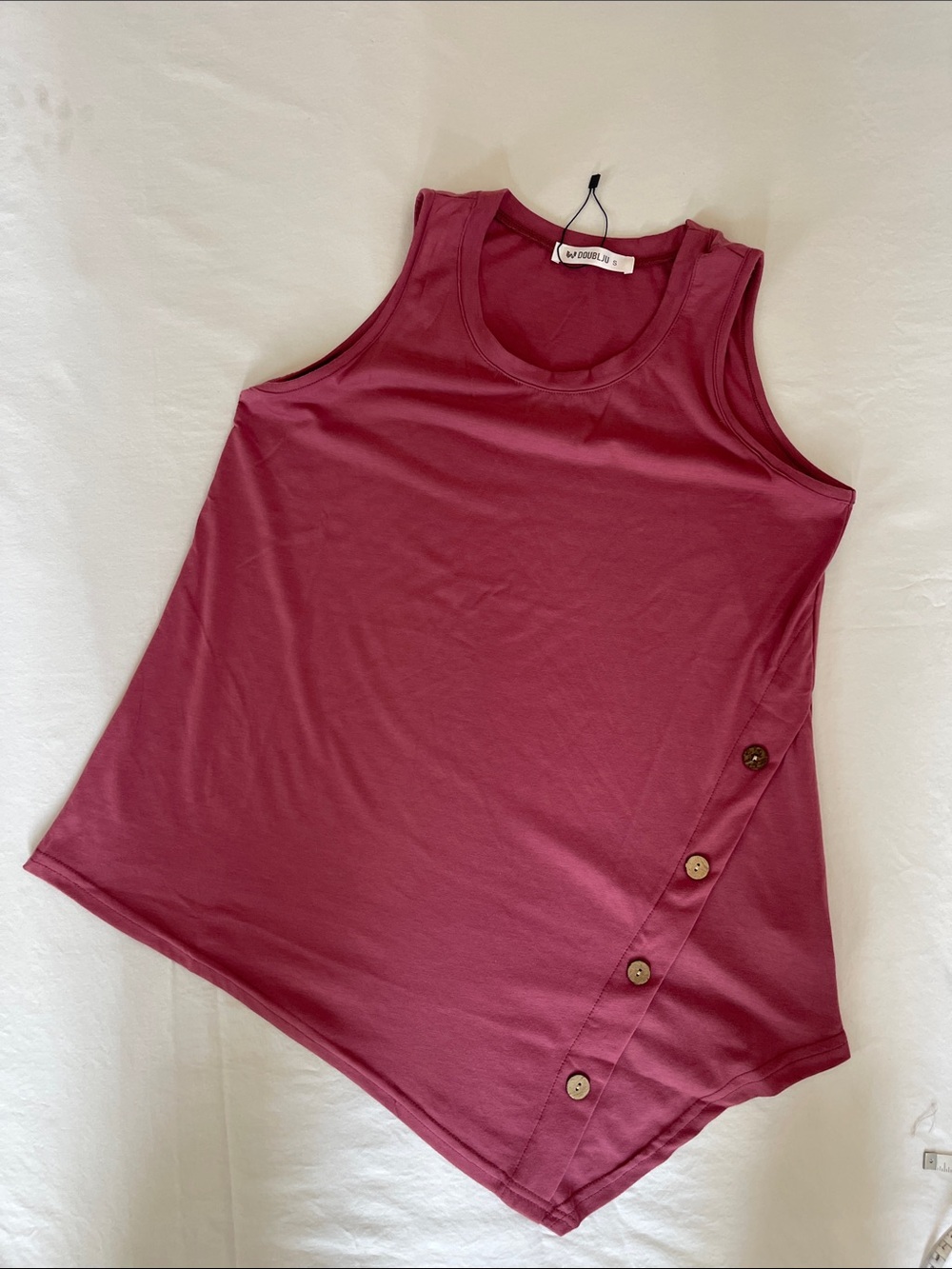 Asymmetric Button-Accent Tank Top in Berry
